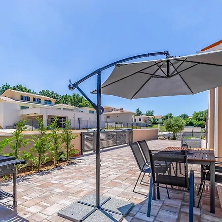 Apartment Gorgeous In Labin With Wifi