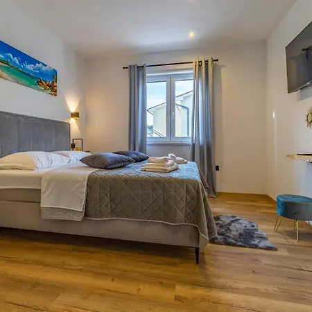 Apartment Gorgeous In Labin With Wifi