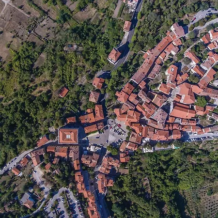 Gorgeous In Labin With Wifi Apartment *