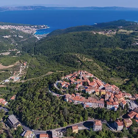 Apartment Gorgeous In Labin With Wifi *