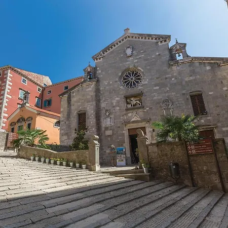 Gorgeous In Labin With Wifi *